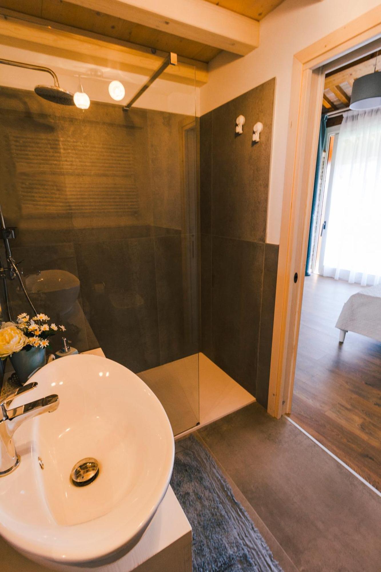 B&B Al Fienile Paderno del Grappa Eksteriør billede