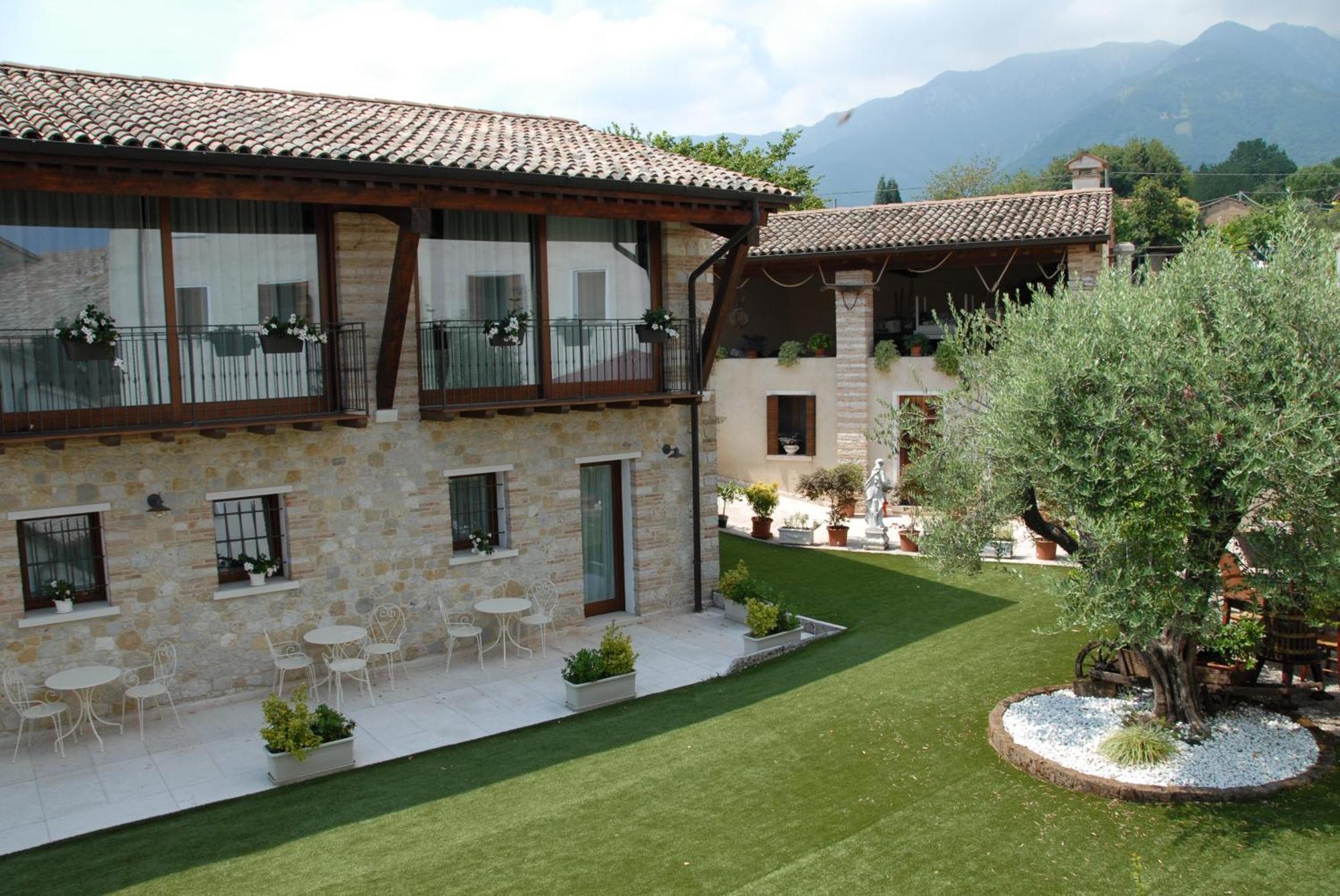 B&B Al Fienile Paderno del Grappa Eksteriør billede